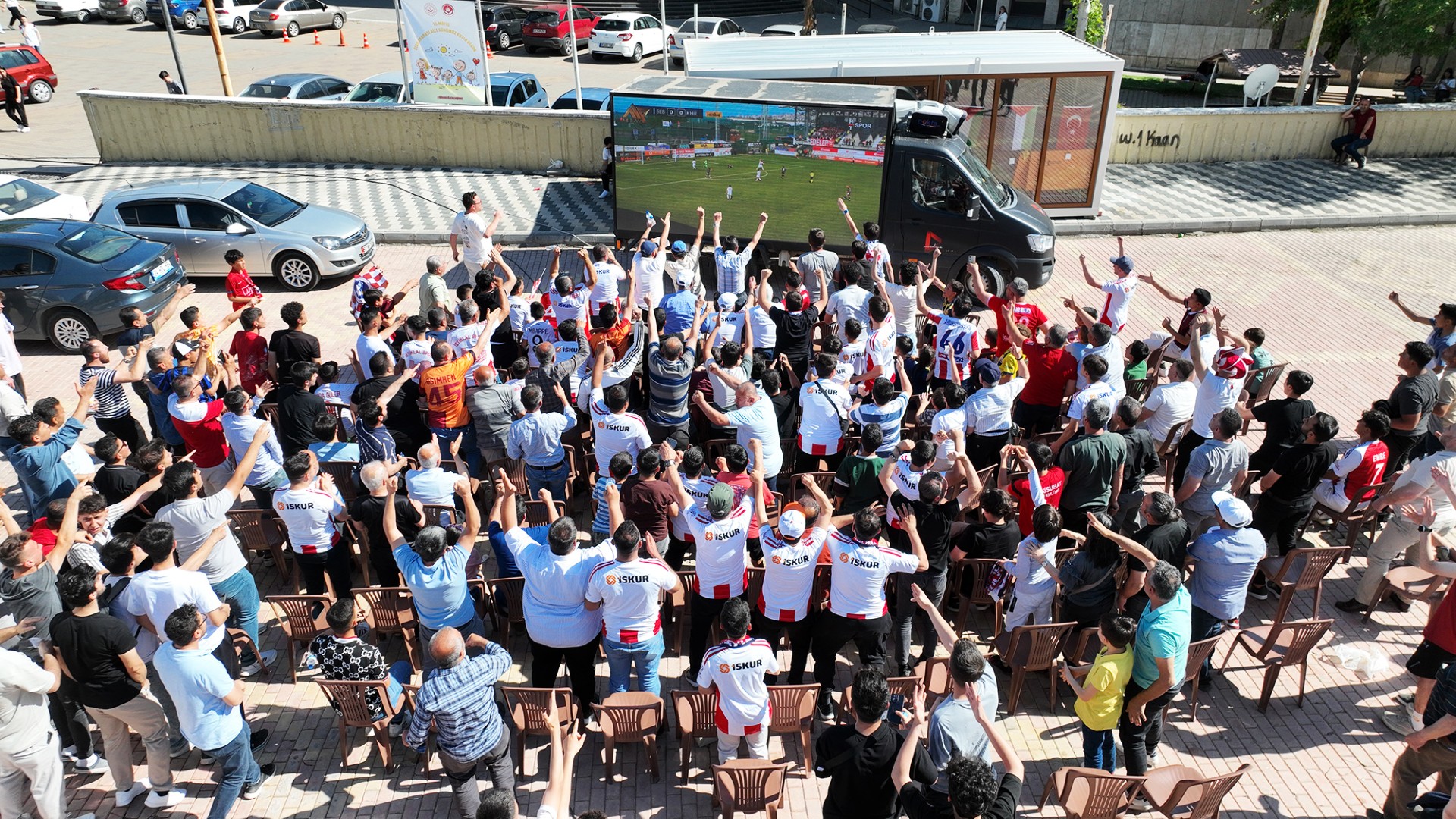 İstiklalspor Finali Dev Ekranda