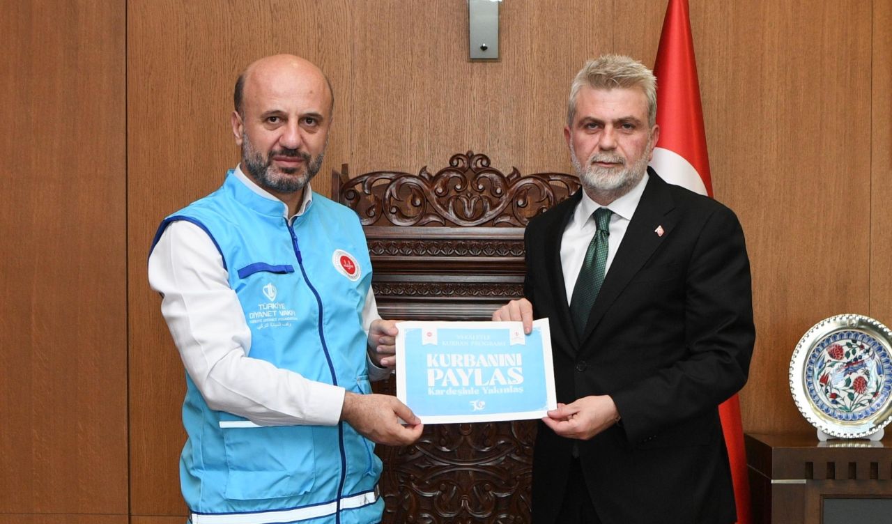 Başkan Görgel’den Vekâleten Kurban Bağışı