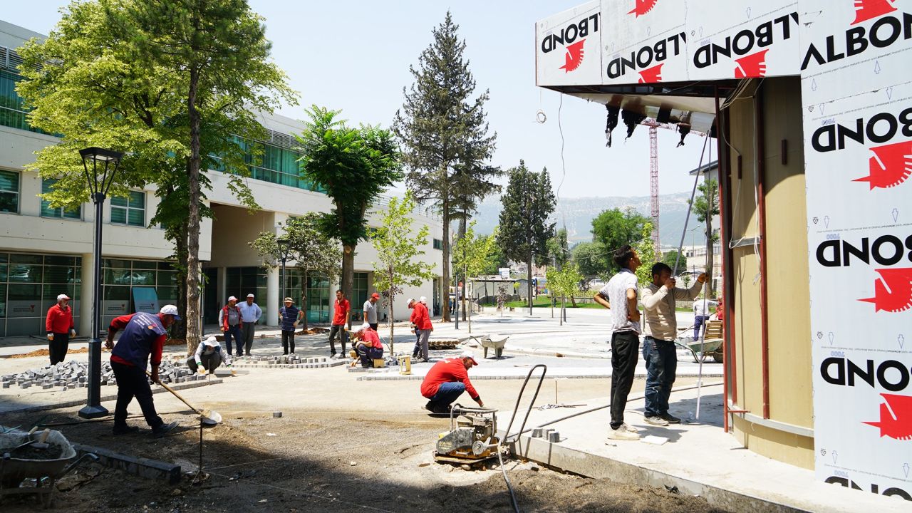 Kırk Altı Meydan Hizmete Hazırlanıyor
