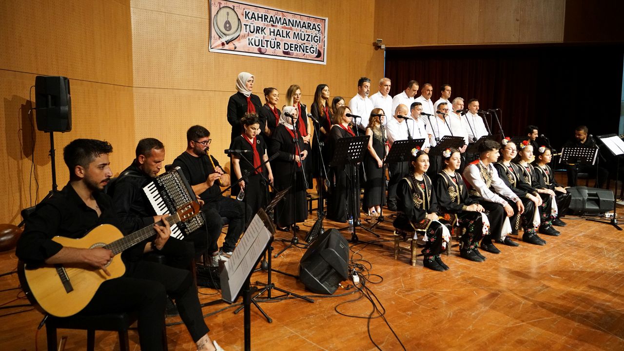 Türk Halk Müziği Gecesi