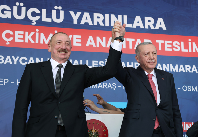 “Yıl sonunda tüm şehirlerimizi yeniden ayağa kaldıracağız”