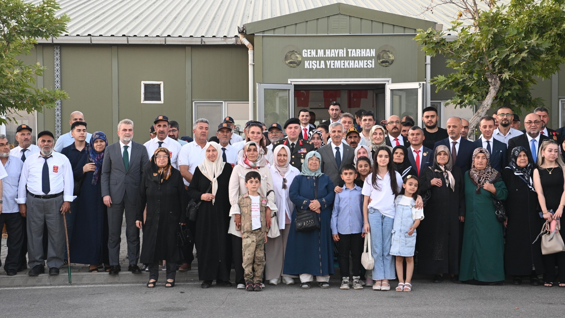“Şehitlerimizi Rahmetle, Gazilerimizi Minnetle Anıyoruz”