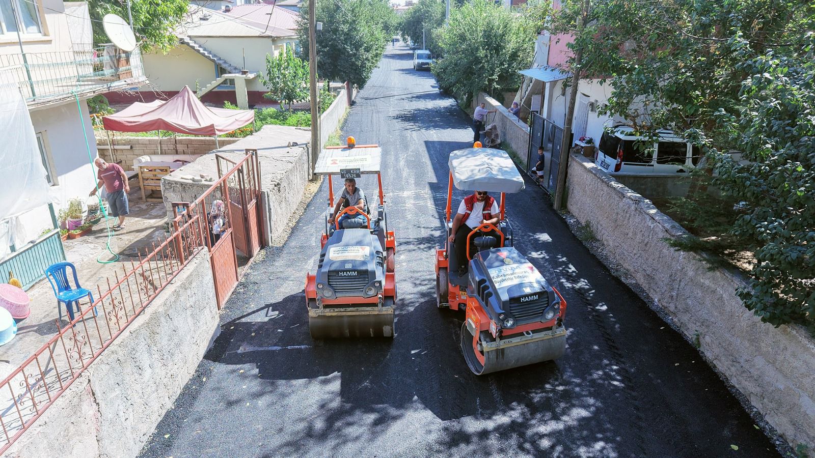 Elbistan’da Bir Mahallenin Yollarına Asfalt