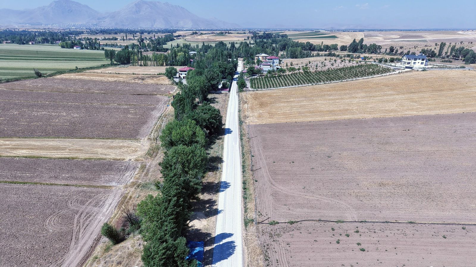 Elbistan Kırsalına Asfalt Yol