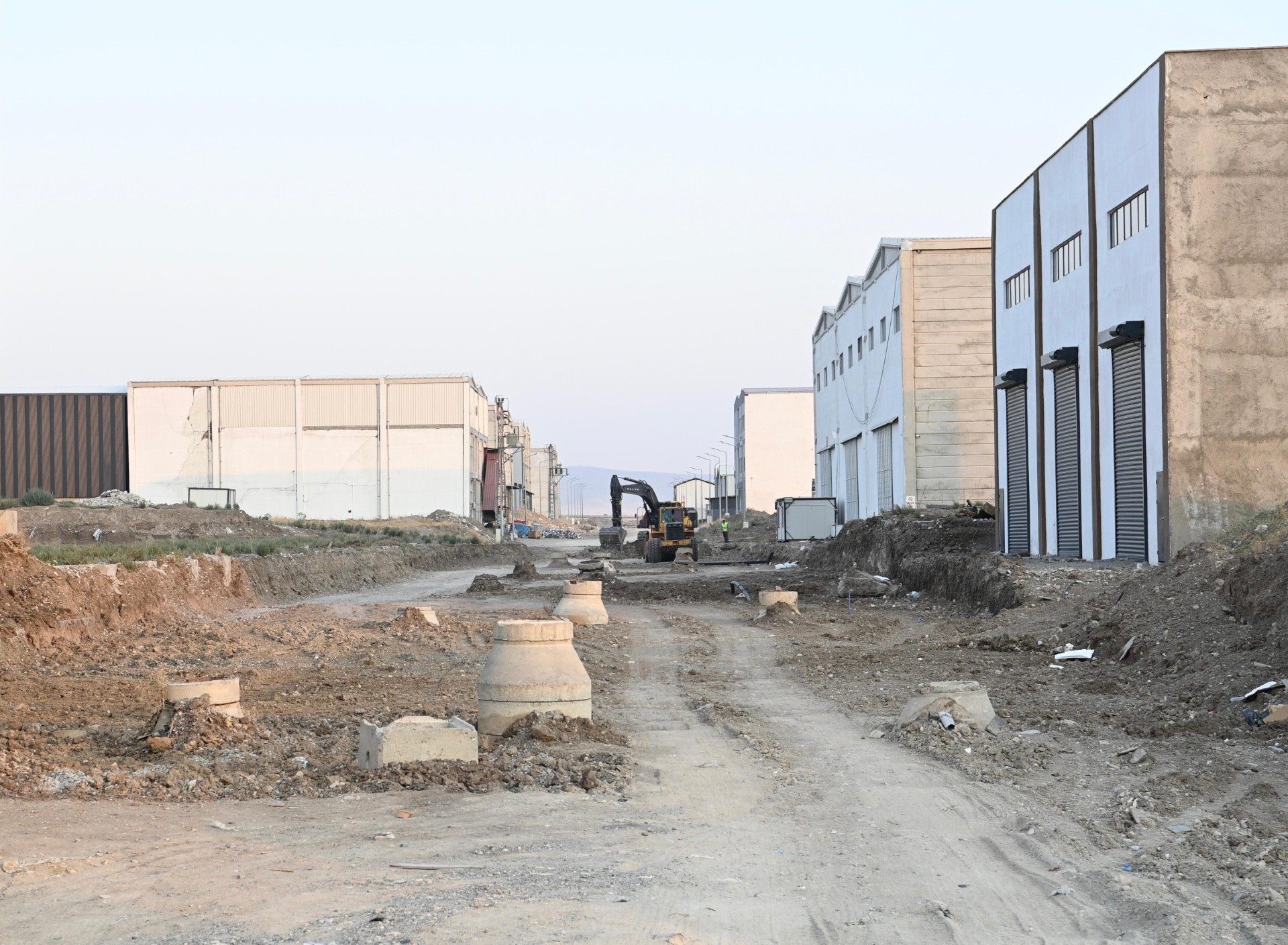 Sanayi yolları yapılıyor