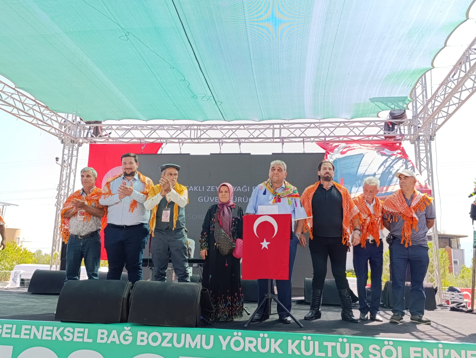 Yörük Ve Türkmenler  Yörük Şenlğinde Buluştu