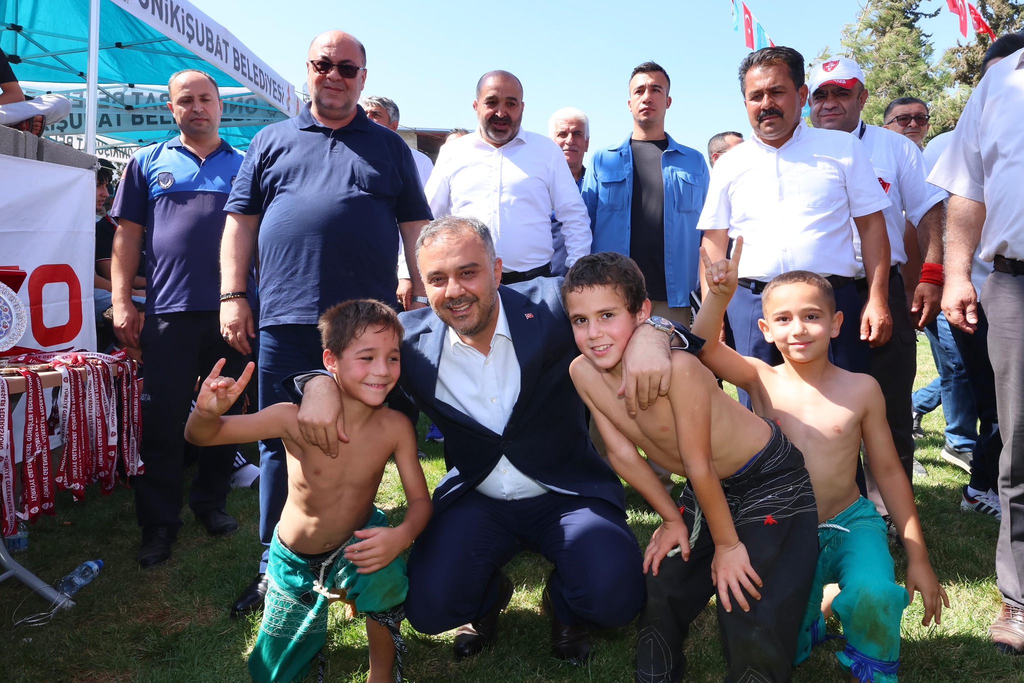 Hartlap Karakucak  Güreş Şampiyonası Yapıldı