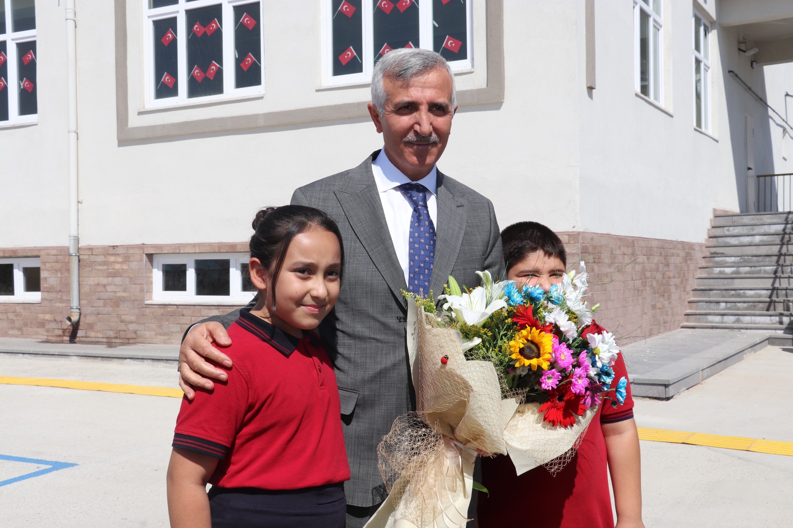 Kahramanmaraş’ta İlköğretim Haftası Saçaklızade İlkokulunda Coşkuyla Kutlandı