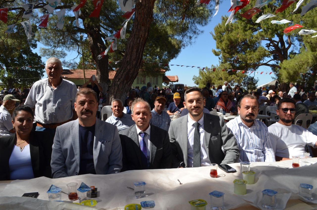Encekler Bağdatlı Sultan’ı Anma Şenliklerine Binlerce Kişi Katıldı