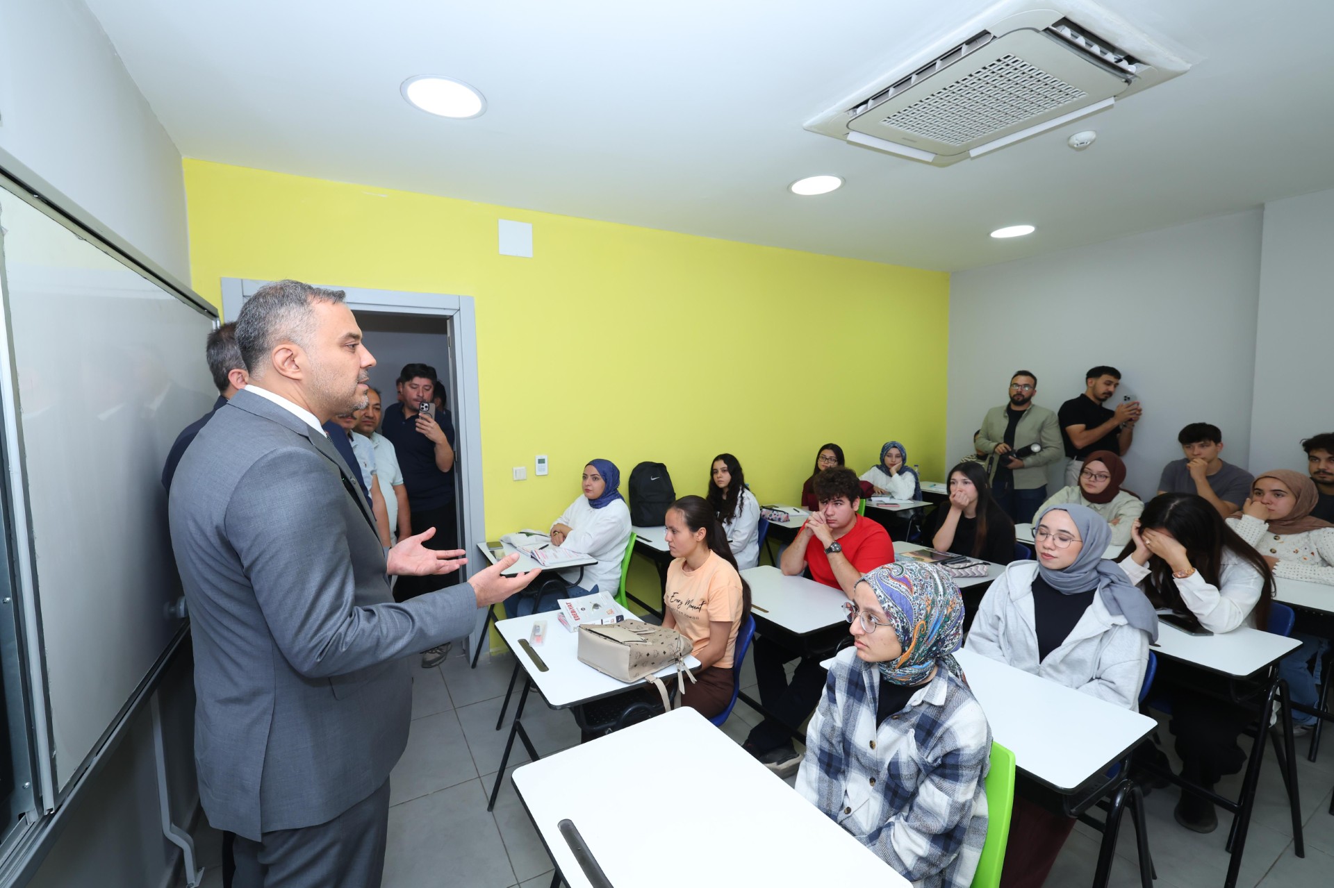 Üniversite Hazırlık Kursları’nda yeni dönemi başlattı