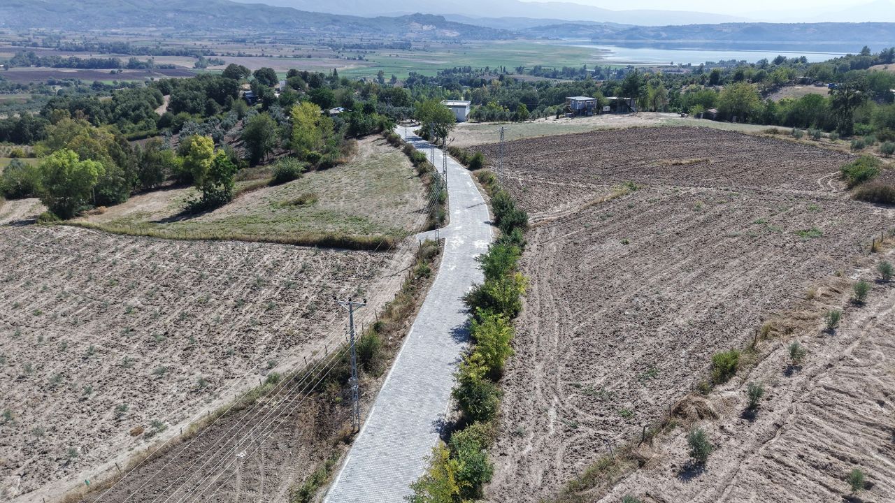 Andırın Kırsalında Ulaşım Büyükşehir’le Rahatlıyor