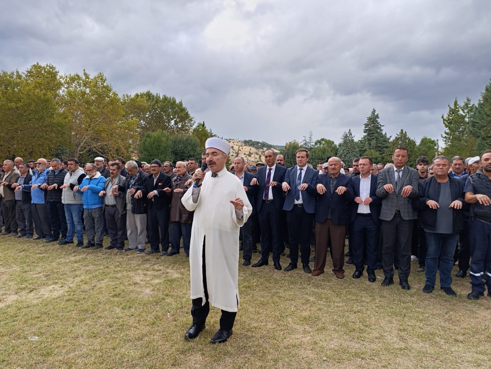 Dua İle Yağmur Yağdı