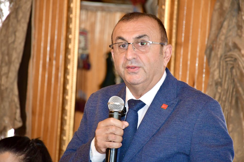 Başkan Ünal Ateş’ten 24 Kasım Öğretmenler Günü Mesajı