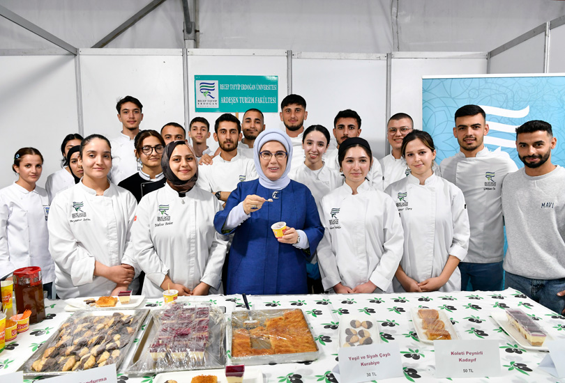 Emine Erdoğan, 5. Rize Gastronomi Günleri’ne katıldı