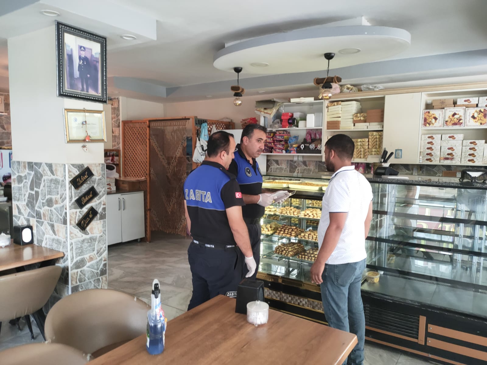 Yumurtalık ekipleri daima iş başında…