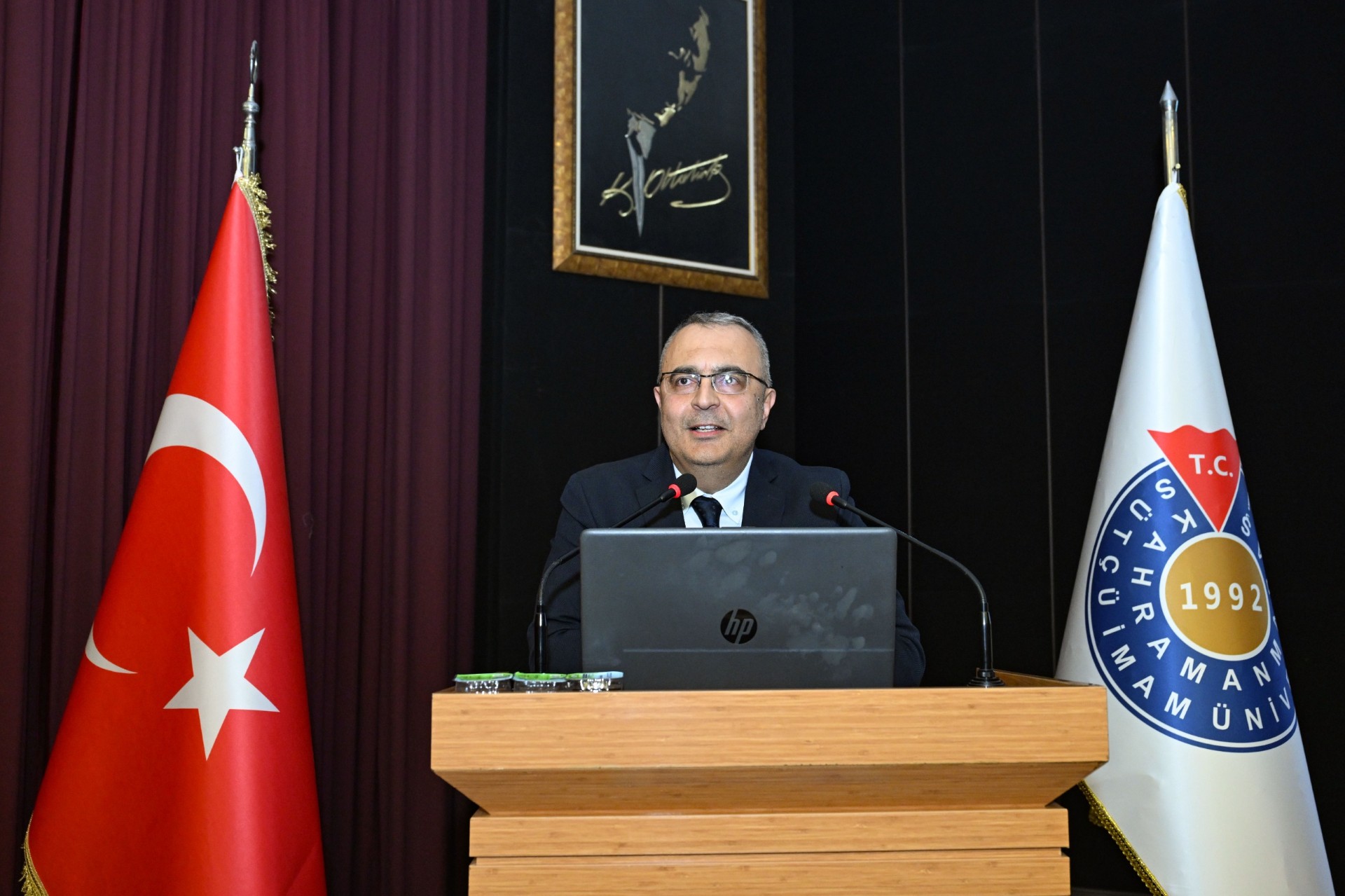 KSÜ’de Küresel Belirsizlik Ortamında Yeni Ortadoğu Jeopolitiği Konuşuldu