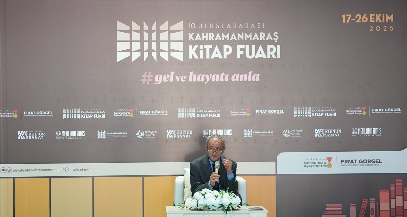 Sadık Yalsızuçanlar, Kahramanmaraş Kitap Fuarı’nda