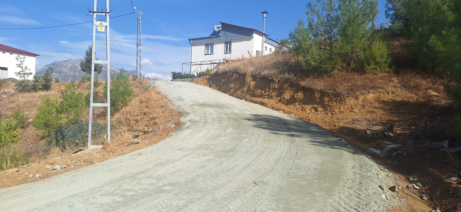 Onikişubat da Kırsal yol