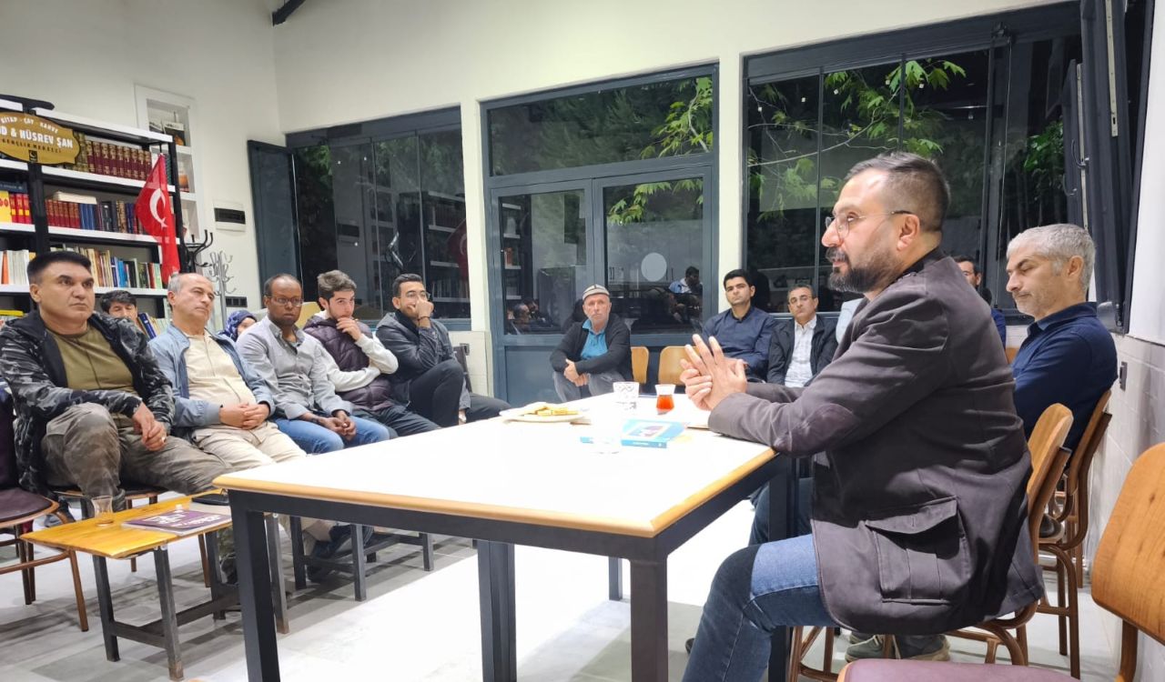 “Batılılaşma İhaneti’ni Yeniden Okumak”