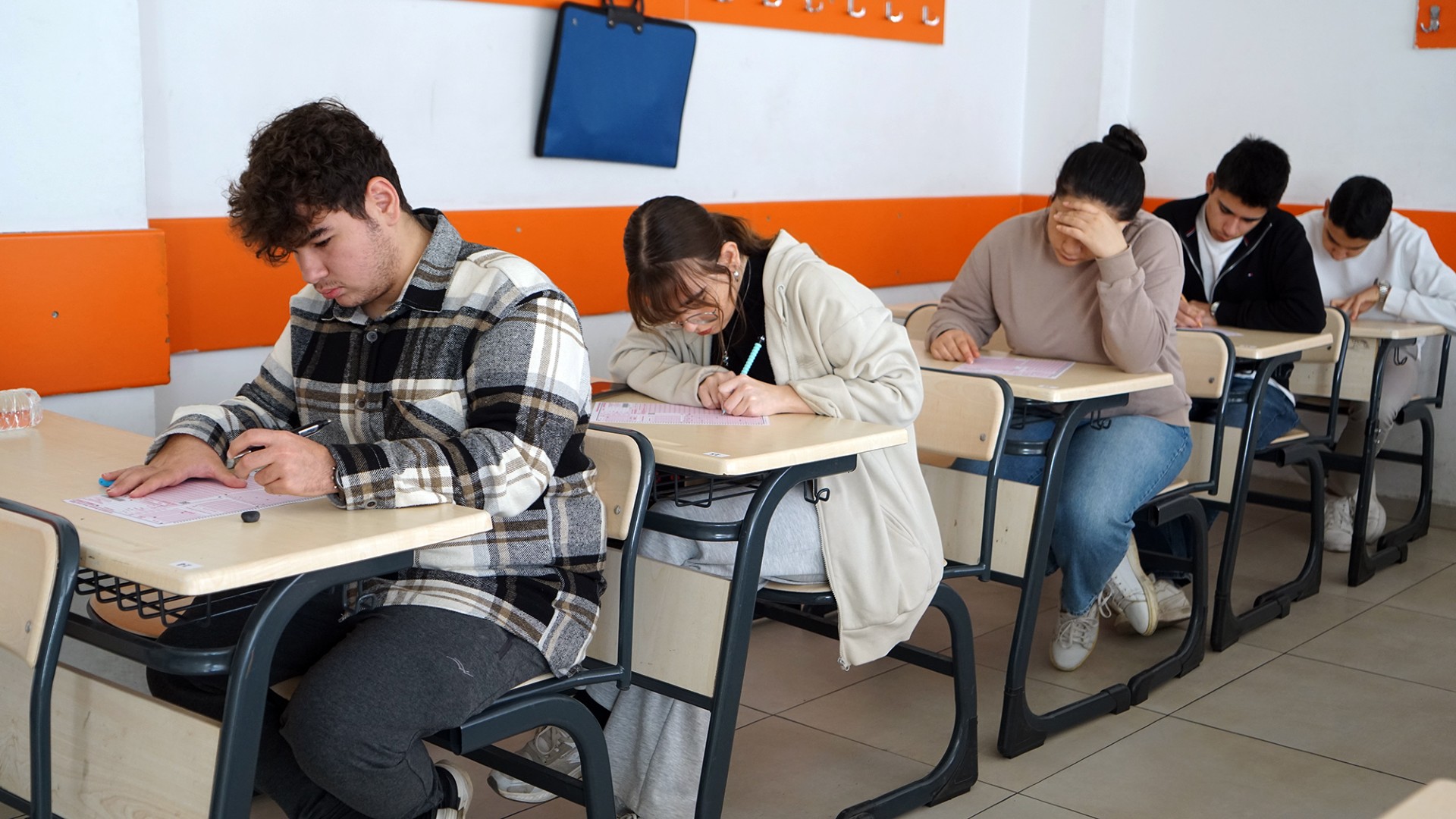 Üniversite Yolunda Gençlere Güçlü Destek