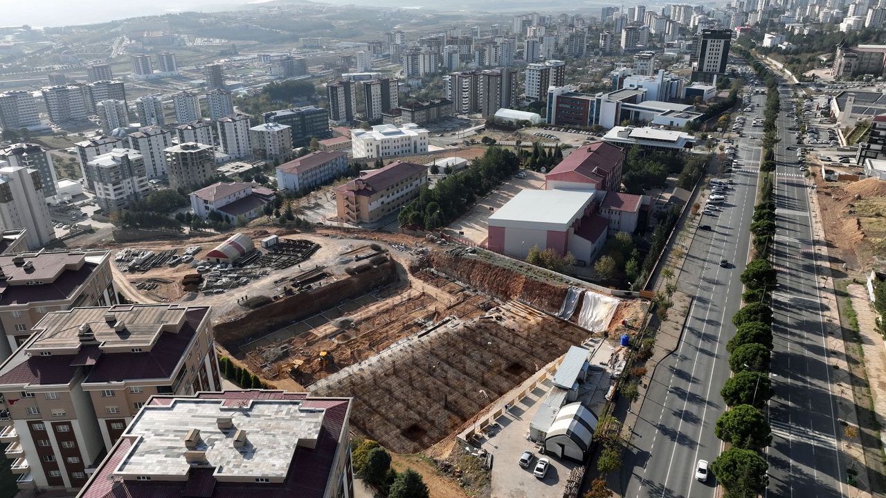 Sosyal ve Sportif Buluşma Alanı Gençlik ve Spor Merkezi