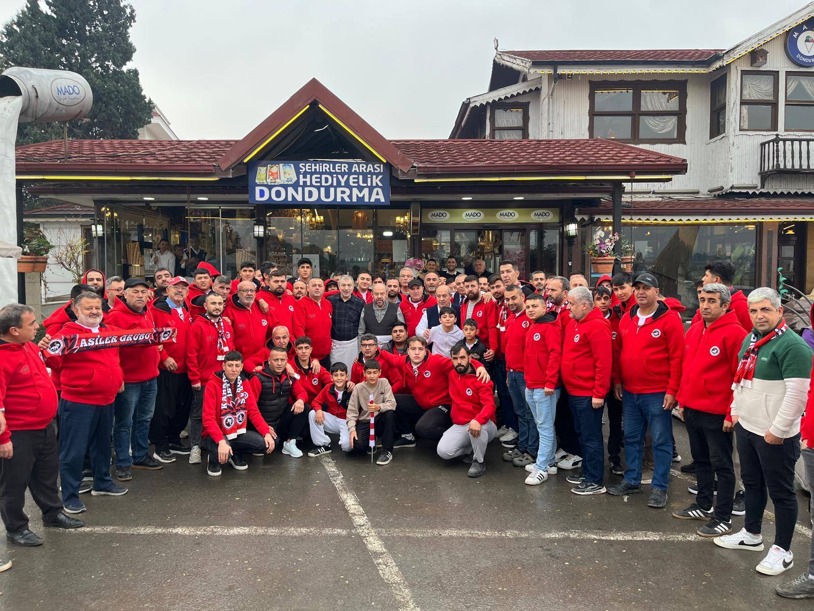 Maç Öncesi Forma Sürprizi