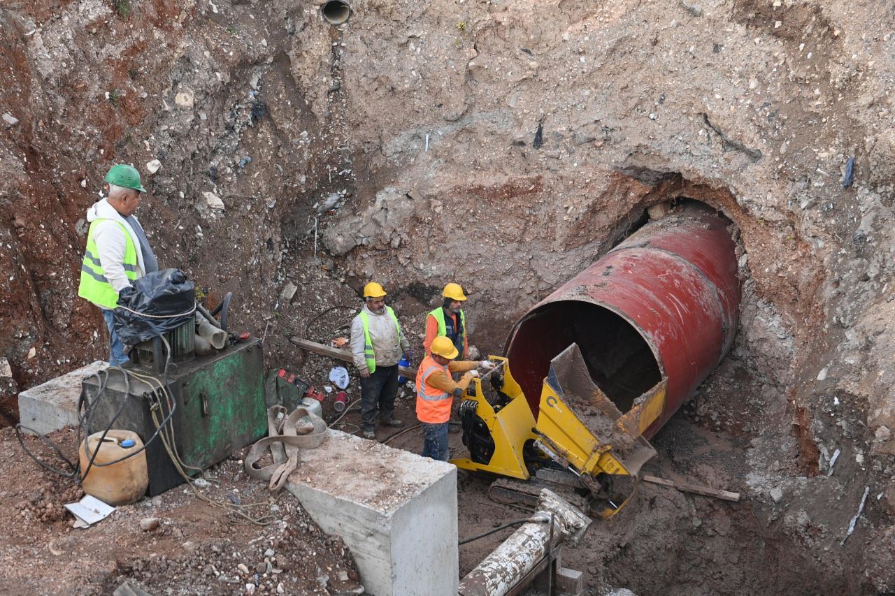 “Sağlam Altyapı Üzerine Güçlü Bir Gelecek İnşa Ediyoruz”