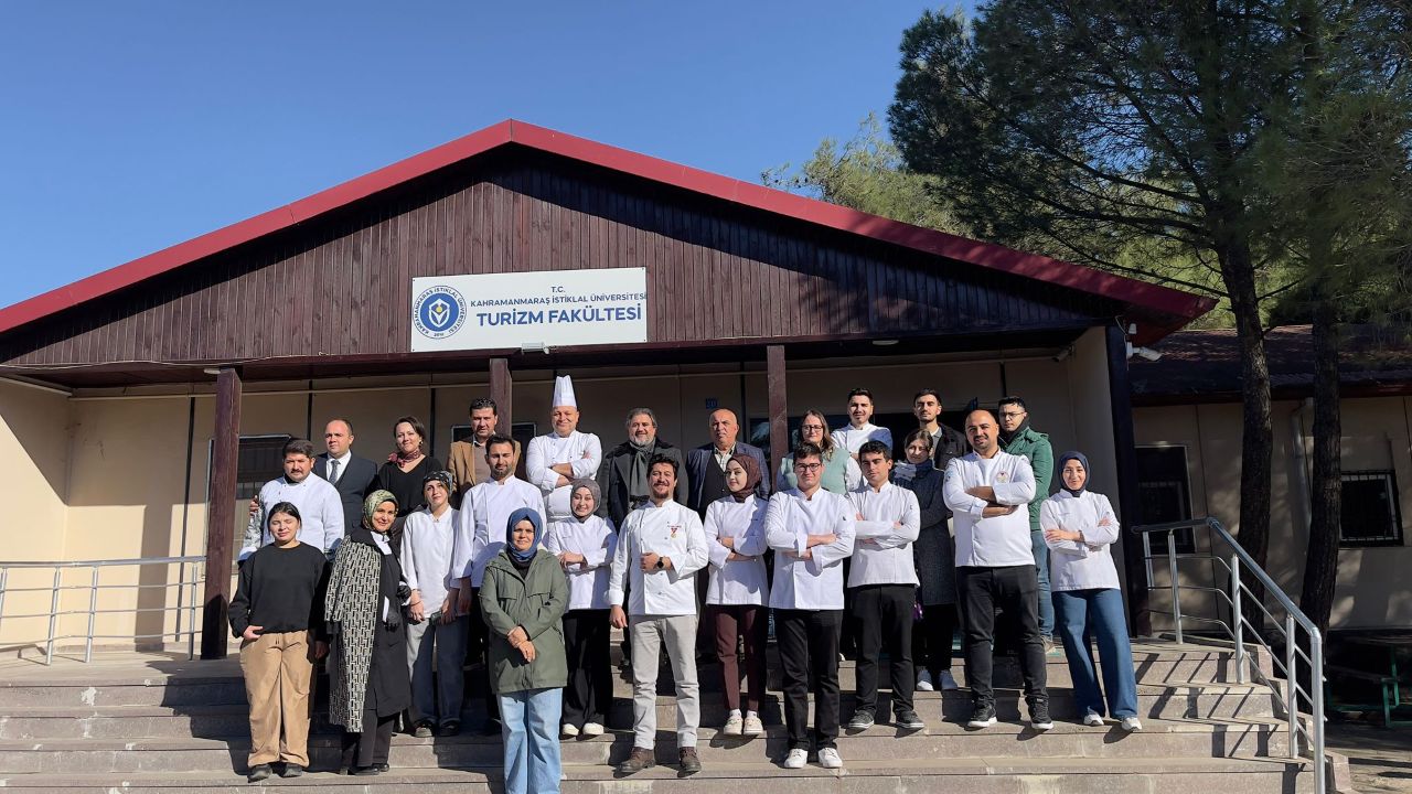 İstiklal Üniversitesi’nde “Kelle Paça” Dersi