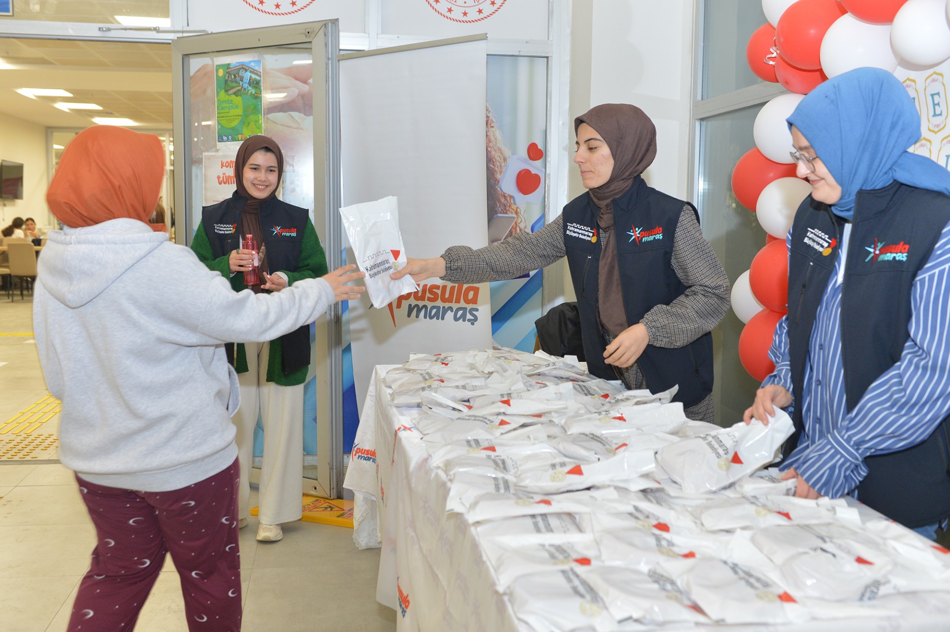Öğrenciler İkramdan Duyduğu Memnuniyeti Dile Getirdi