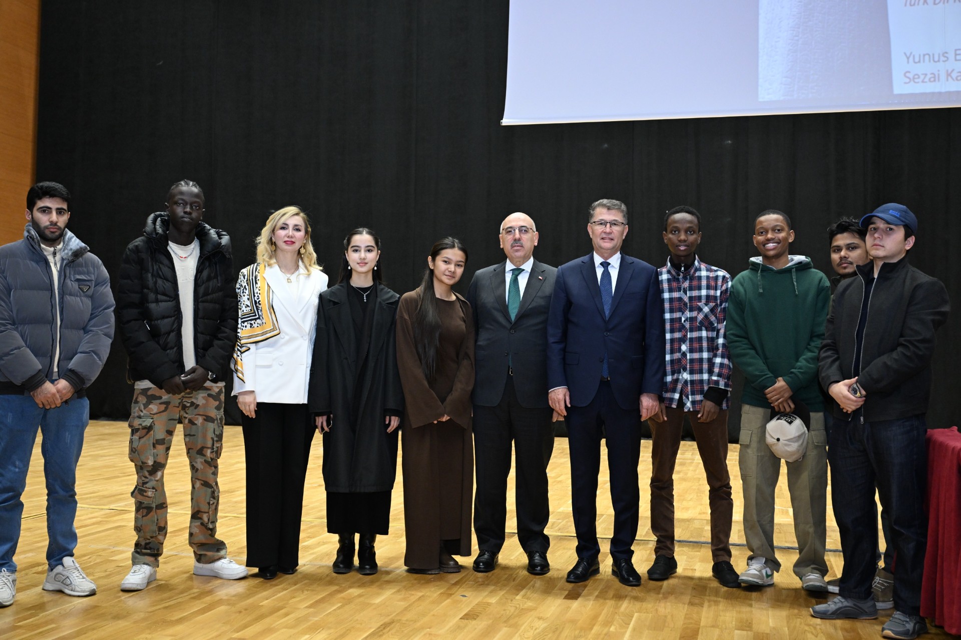 KSÜ’de Dünya Türk Dili Ailesi Günü