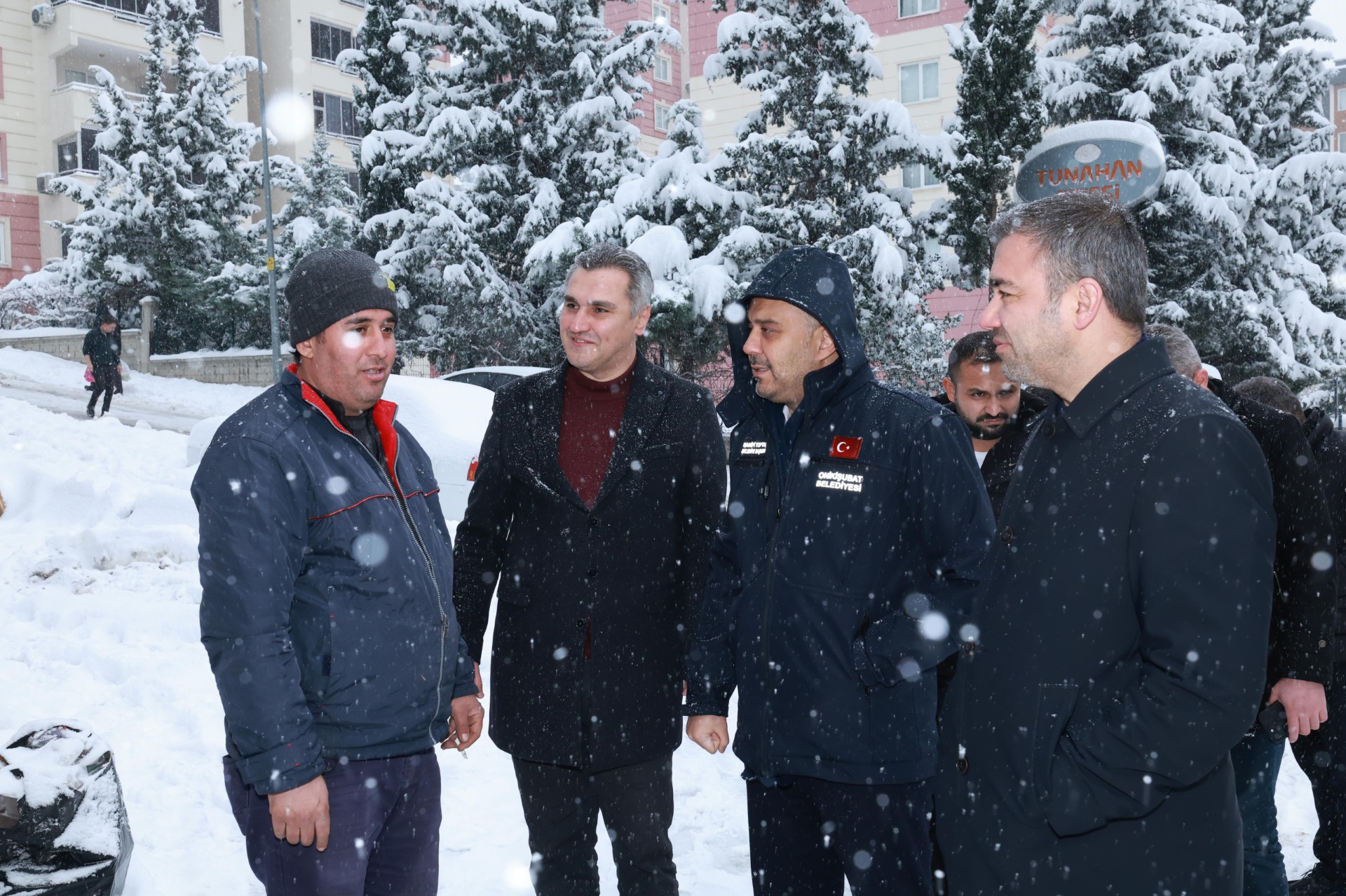 Başkan Toptaş, Karla Mücadele Çalışmalarını Sahada İnceledi