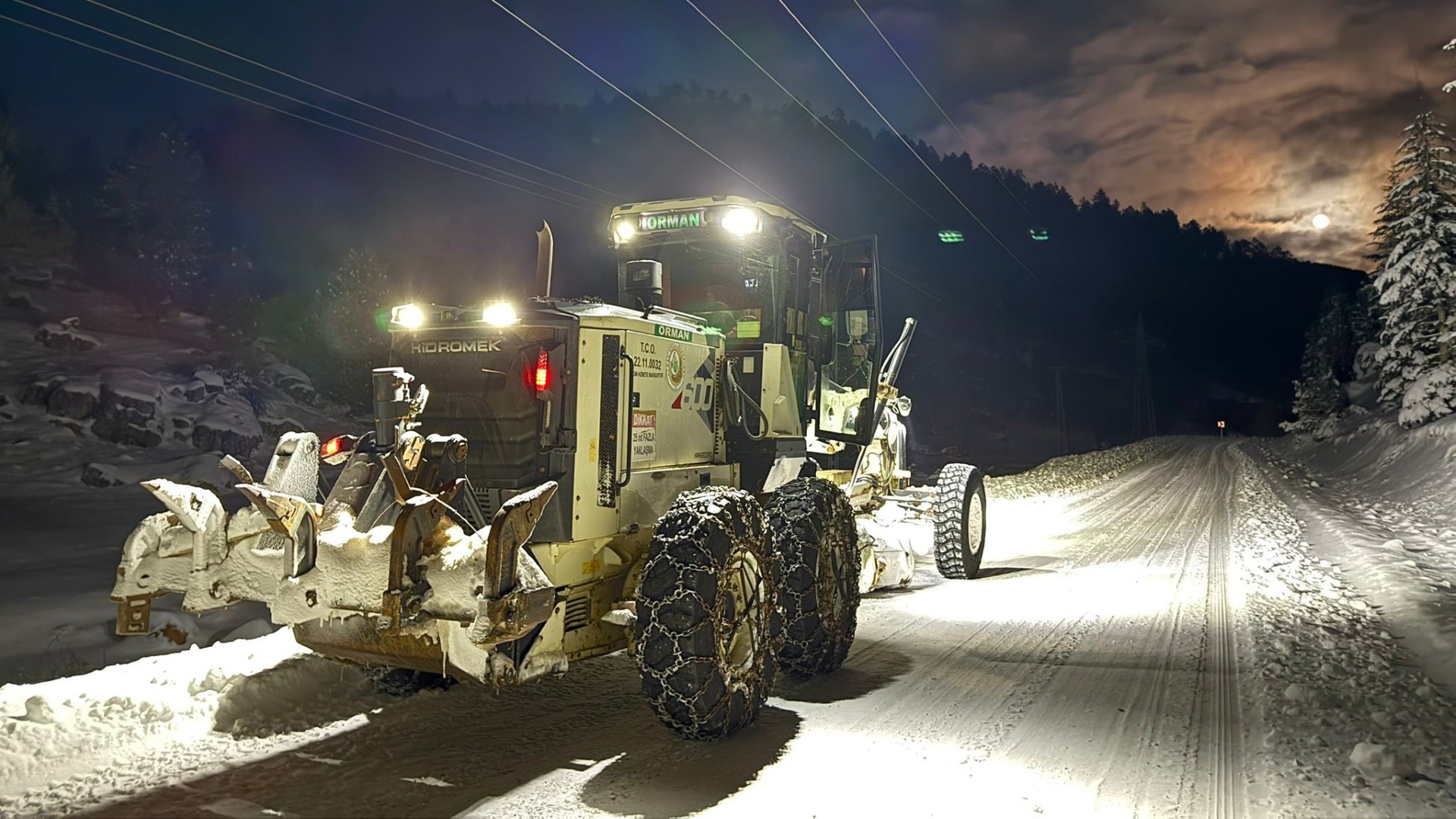 Kırsal Mahallelerin Yolları Açıldı