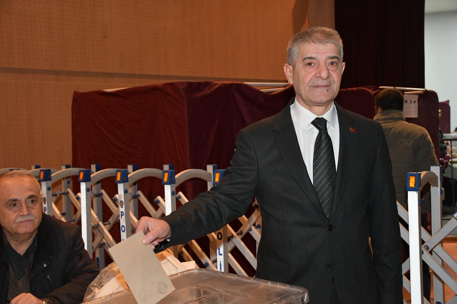 Başkan Güler: “Esnaf Ayakta Kalma Mücadelesi Veriyor”