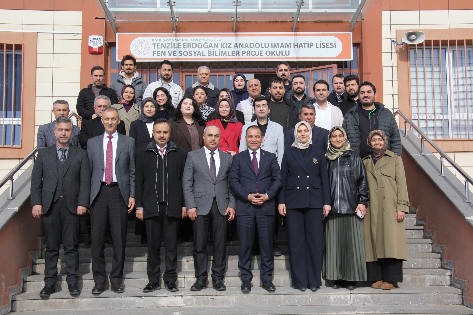 AV. HALİSE ÖZKUL KÜTÜPHANESİ AÇILDI