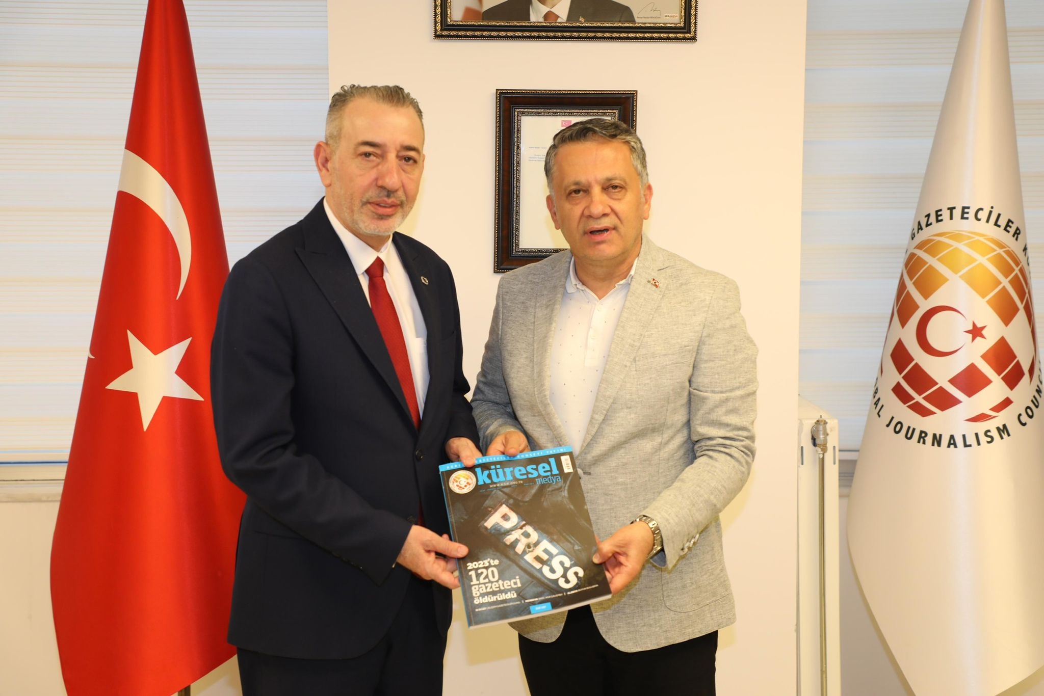 Türkmen Bakan Aydın