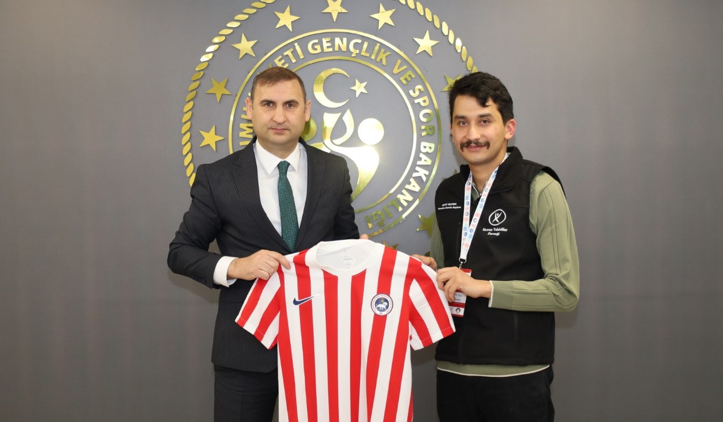 Kırmızı Yelekliler Derneği’nden Kahramanmaraş’ta Kurum Ziyaretleri