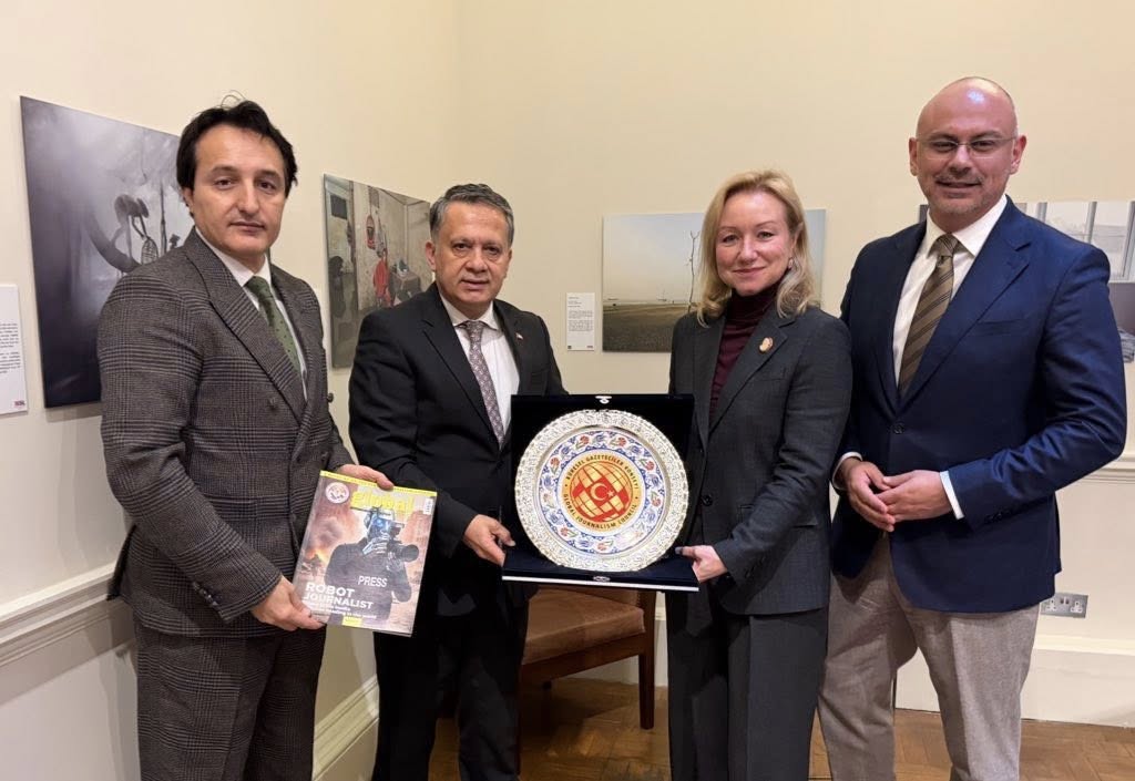 Dim’den İngiltere’de Önemli Temaslar