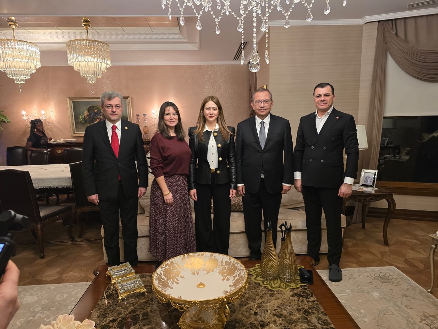 Zuhal Karakoç  ve Milliyetçi Hareket Partisi’nden Hanefi Öksüz’e Geçmiş Olsun Ziyareti