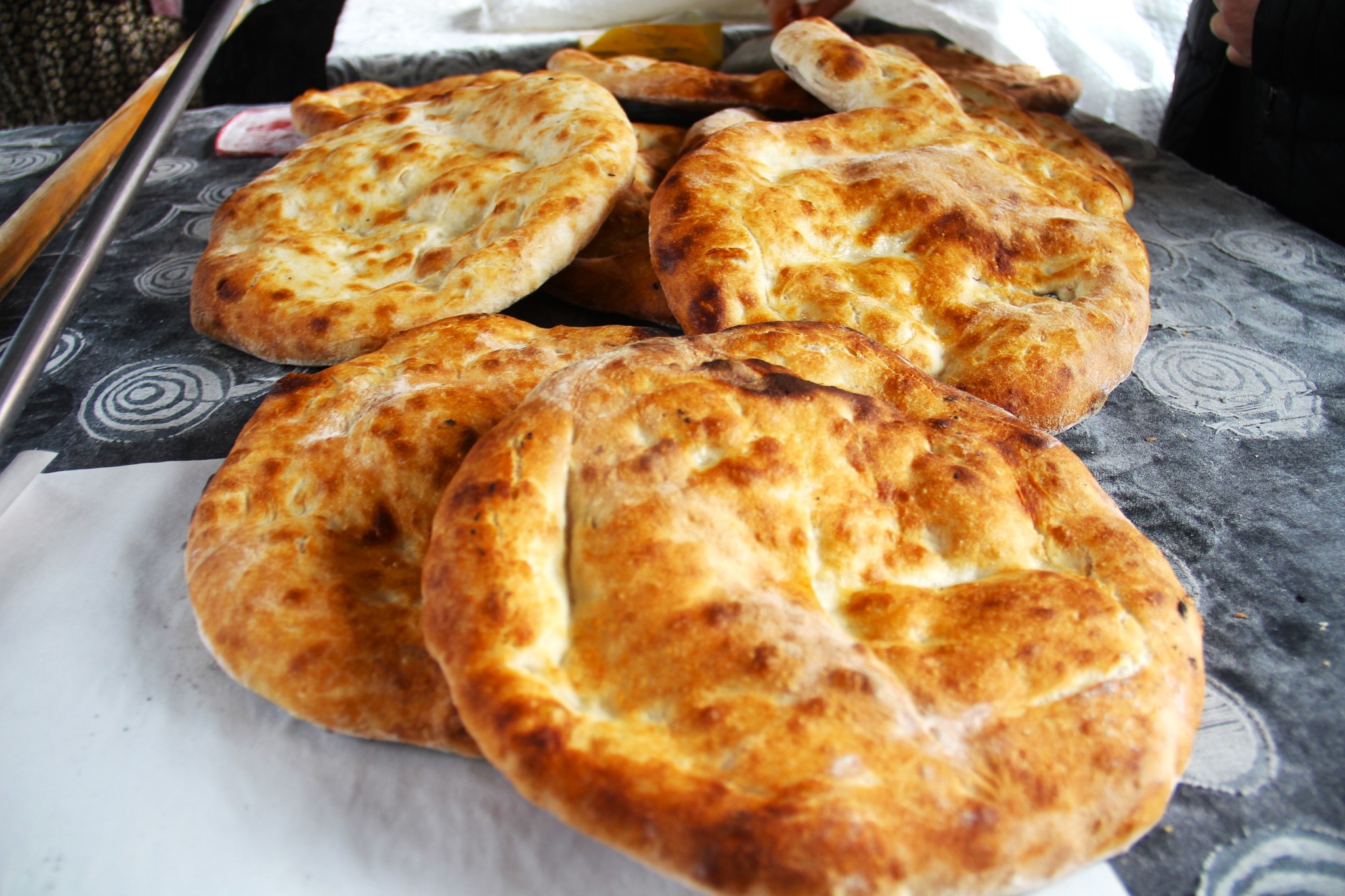 Çardak Mahallesi Ramazan’a Hazır: Tereyağlı Çardak Ekmeği Yeniden Sofralarda