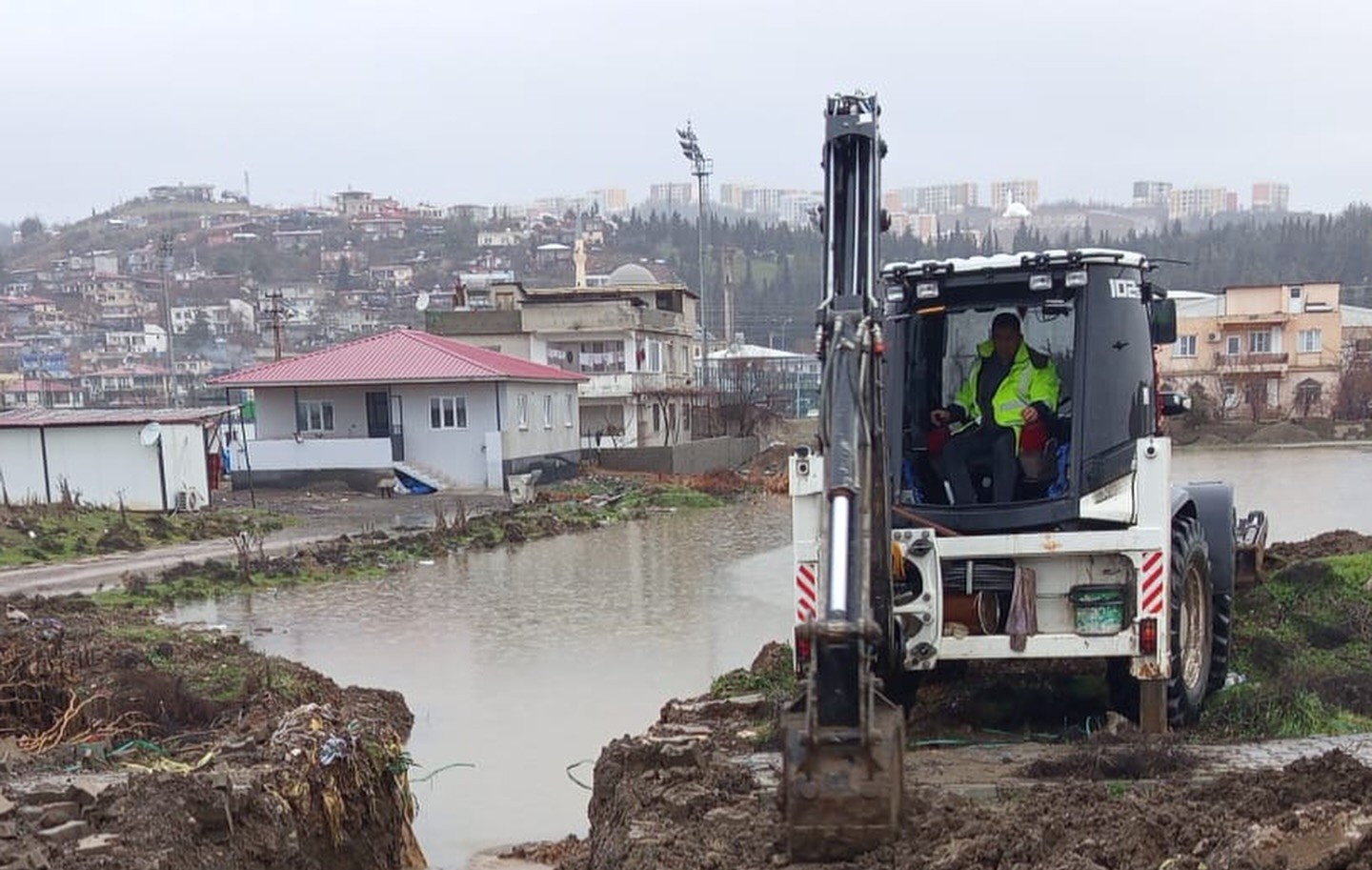 Türkoğlu Belediyesi’nden İnönü Caddesi’ne Altyapı Hamlesi