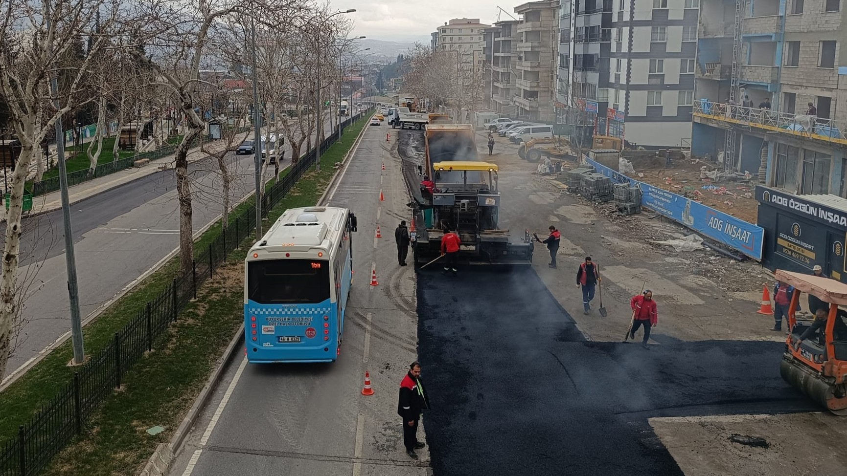 Büyükşehir, Asfalt Mesaisini Kesintisiz Sürdürüyor