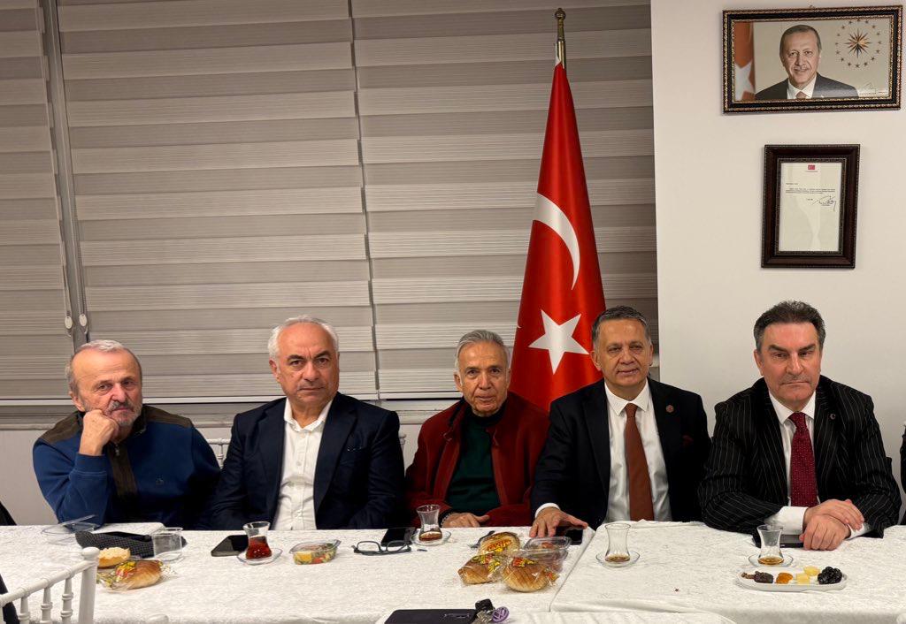 Ankara’da KGK iftarında savaş konuşuldu