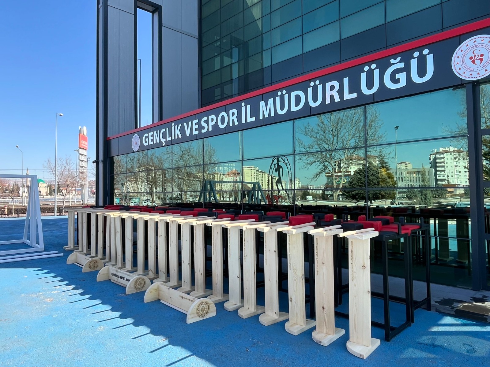 Kayseri’de Okullara Spor Malzemesi Desteği