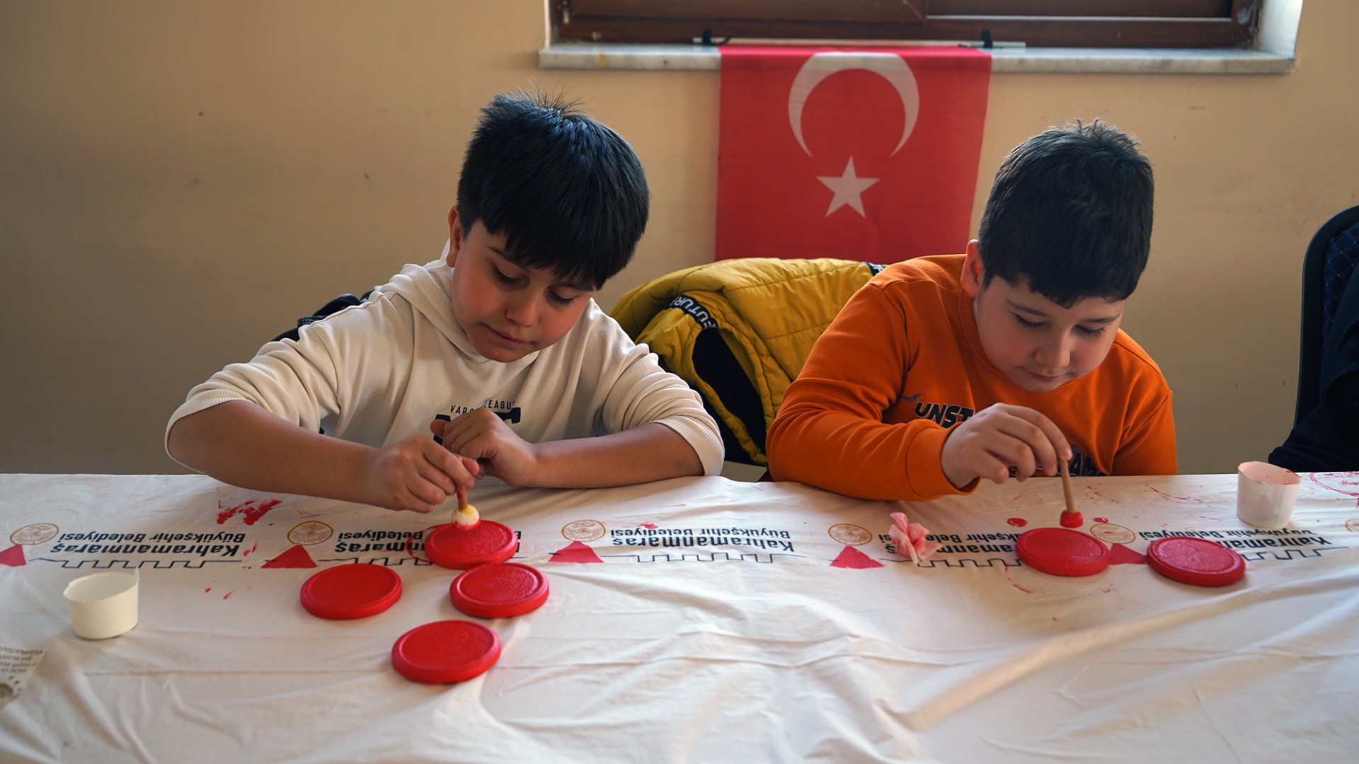 Minik Eller Ramazan Kandili Tasarladı