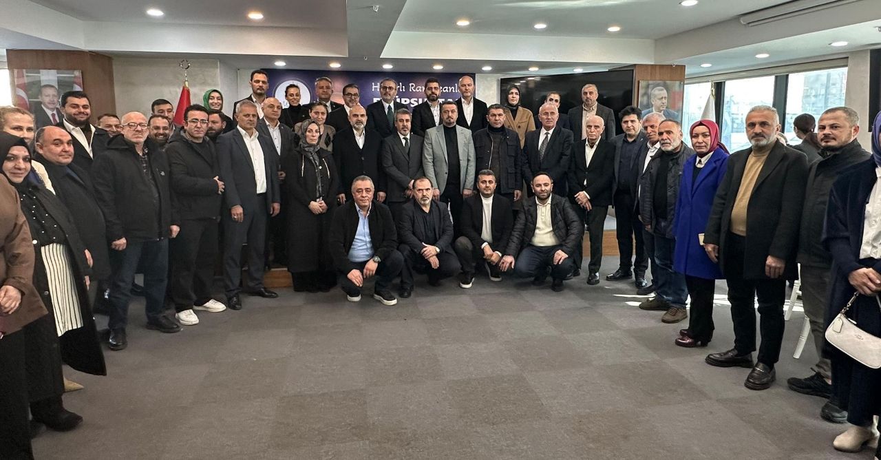 Mahir Ünal Eyüpsultan’da 100 Haneyi Ziyaret Etti