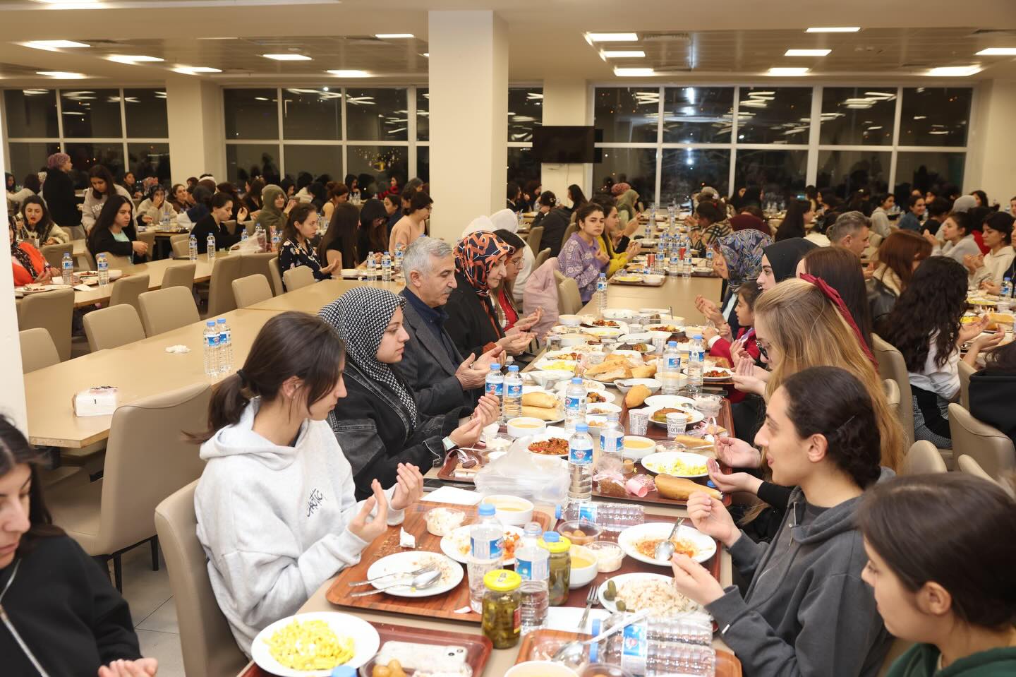 Kız Yurdunda İftar Buluşması