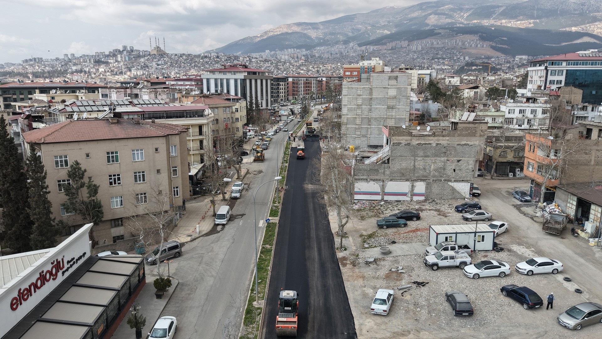 Dulkadiroğlu’nda Asfalt Mesaisini Sürdürüyor