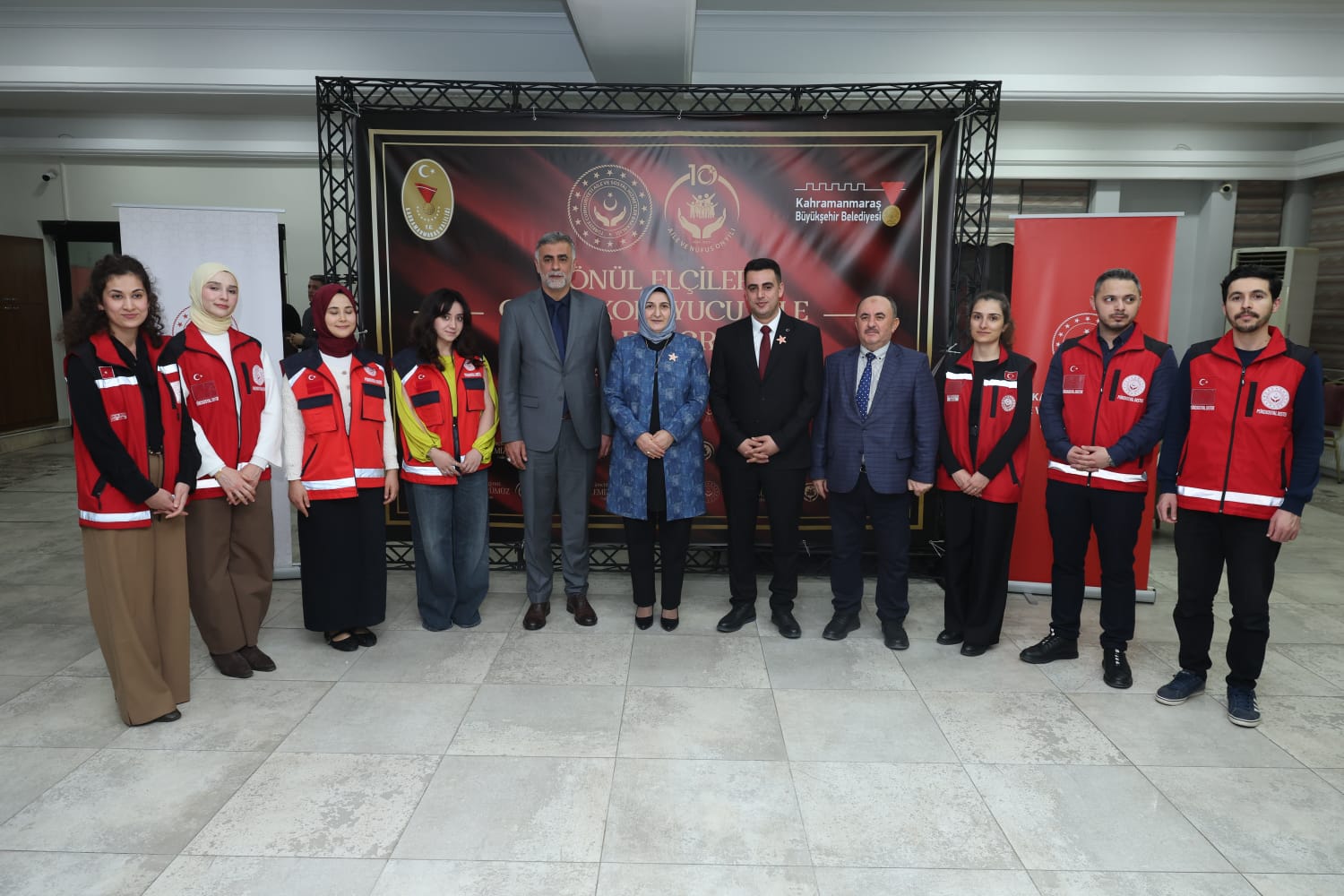 Dr. Selma Ünlüer, Gönül Elçileri ve Koruyucu Ailelerle İftarda Buluştu