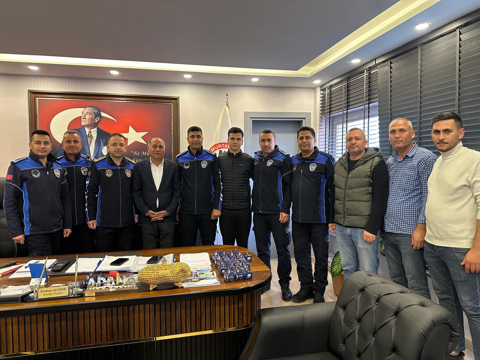 Yumurtalık Belediyesi’nde bayramlaşma buluşması…