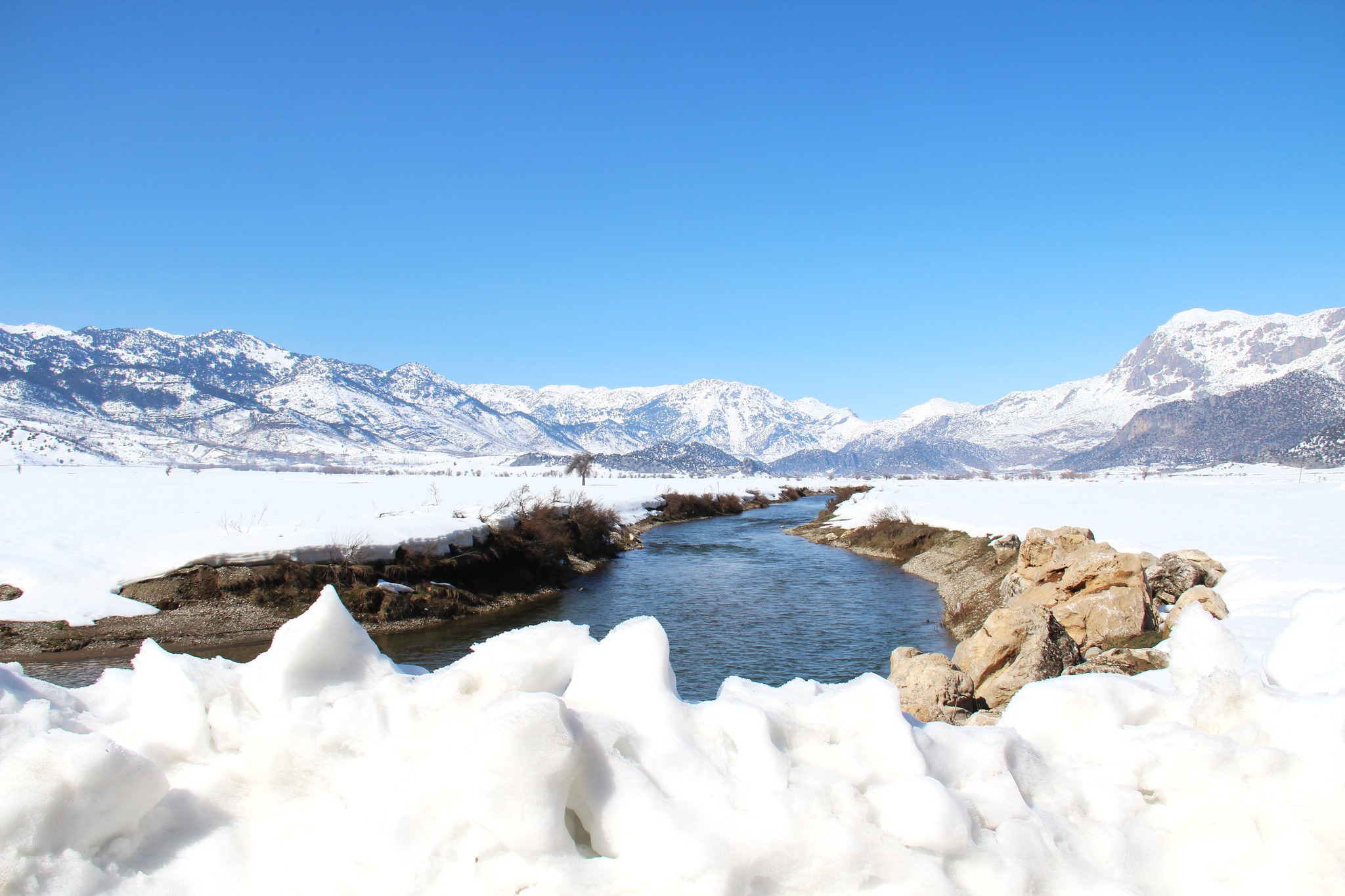Kahramanmaraş’ın Yüksek Kesimlerine Mart Sürprizi: Kış Geri Döndü